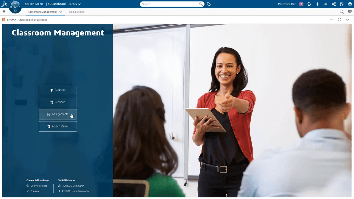 3DEXPERIENCE Oberfläche – Aufgeschlossene Frau Eine aufgeschlossene Frau arbeitet an der Benutzeroberfläche der 3DEXPERIENCE Plattform